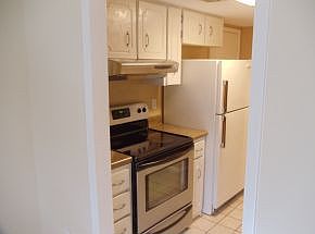 4th image of 501 Pilgrim Ct APT D
