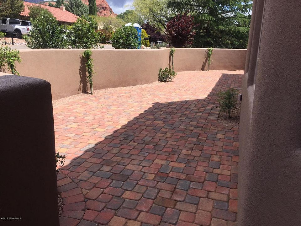 2nd image of 35 Windmill Dr #3