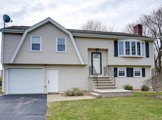 290 Davis St, Northborough, MA 01532