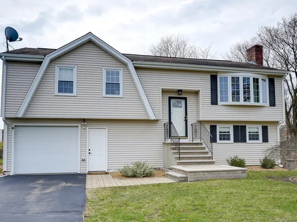 290 Davis St, Northborough, MA 01532