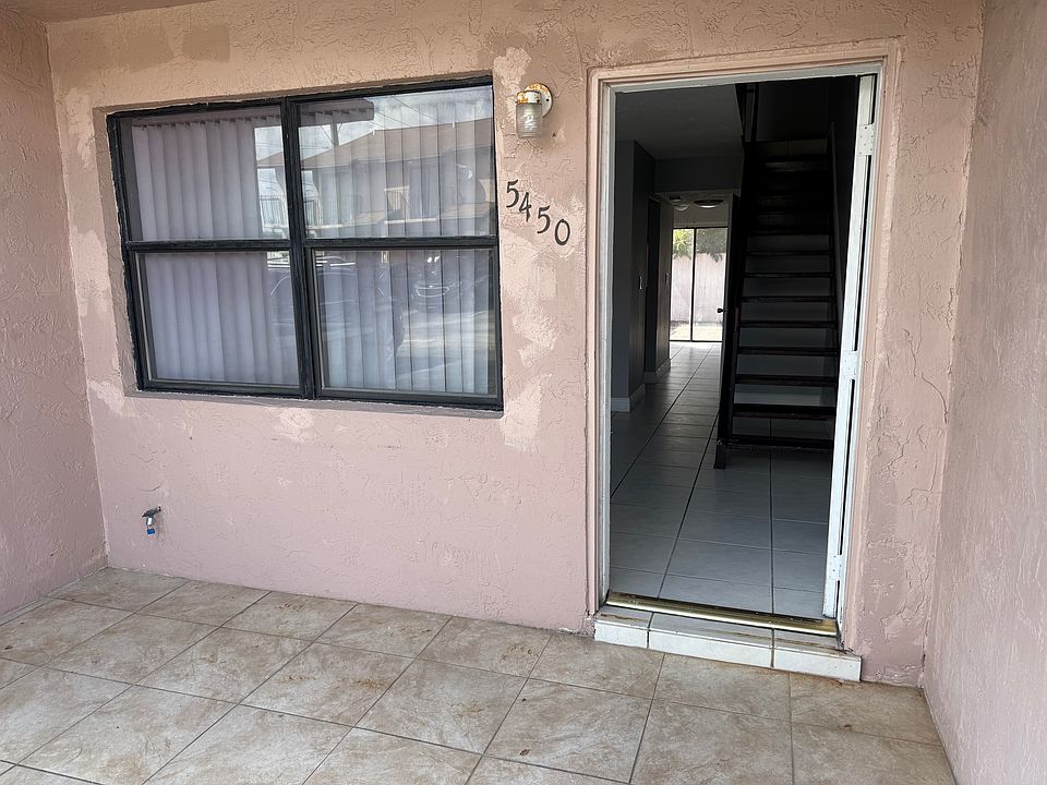 1st image of 5450 W 20th Ave