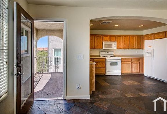 5th image of 6952 Canary Ivy Way