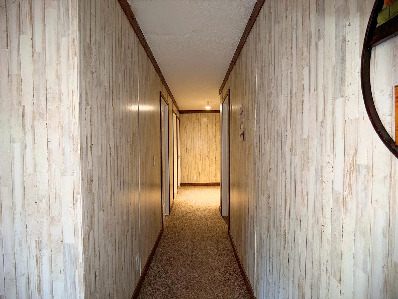5 bed, 2323 sqft, $850 — Photo 4