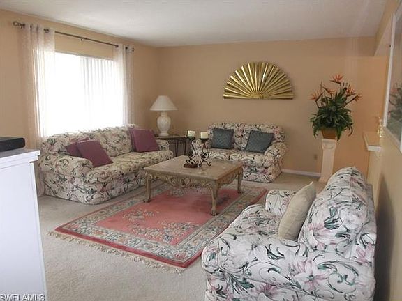 3rd image of 347 Joel Blvd APT 204