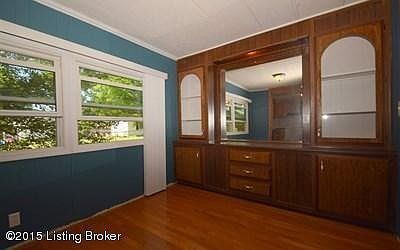 FIsher Ln,1346 Dining rm
