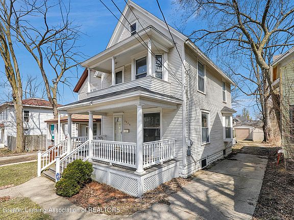 2nd image of 1224 N Grand River Ave