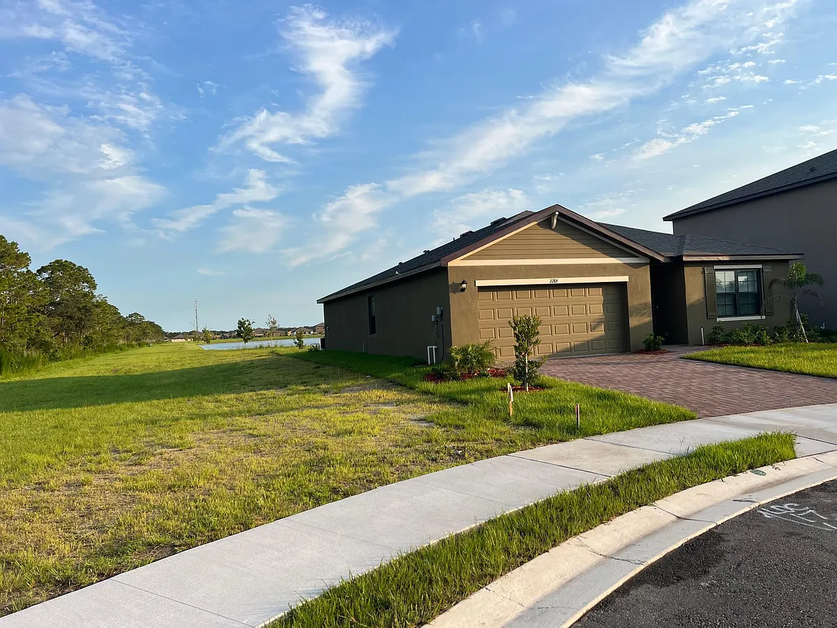 Building Photo - 2284 Farmhouse Rd