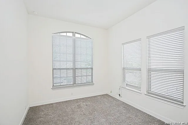1438 Oaklawn Dr — Photo 12