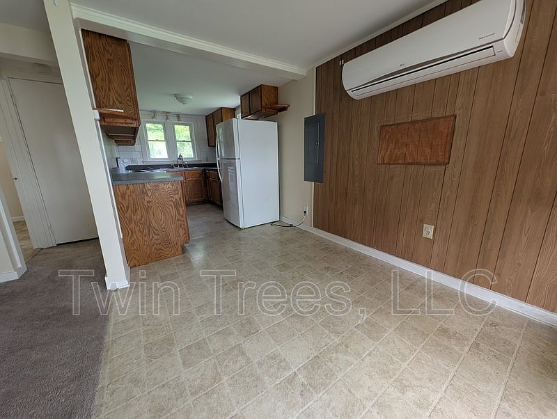 1st image of 18607 Nw Tpke