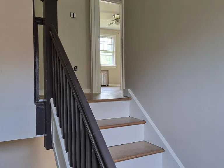 70 E 6th St #3 — Photo 32