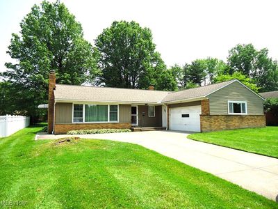 1857 Brainard Rd, Lyndhurst, OH, 44124