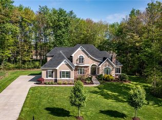 2491 Alexander Xing, Hermitage, PA