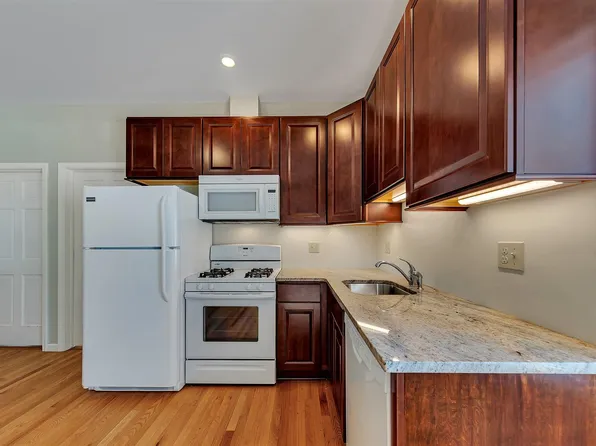 1004 17th Ave SE #2, Minneapolis, MN 55414