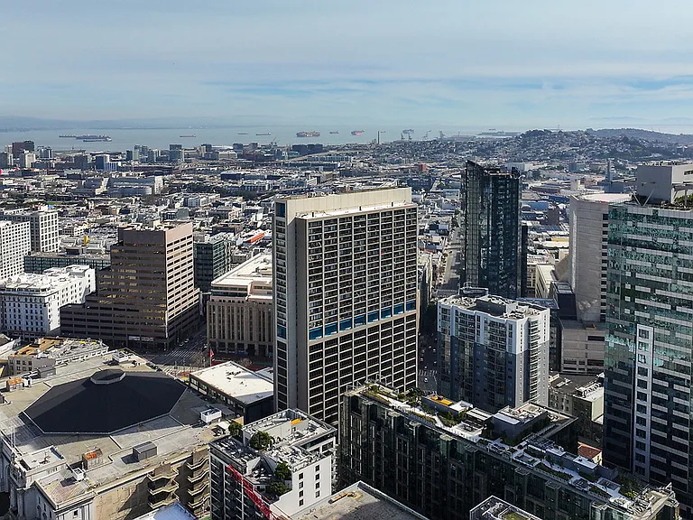 Fox Plaza — Photo 38
