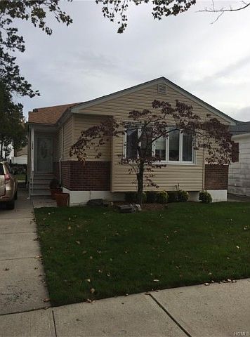1st image of 1339 E 102nd St