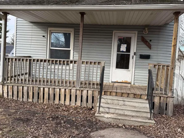 1724 Maine St, Saginaw, MI 48602