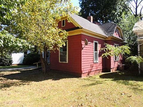 2nd image of 1403 Grant St SE