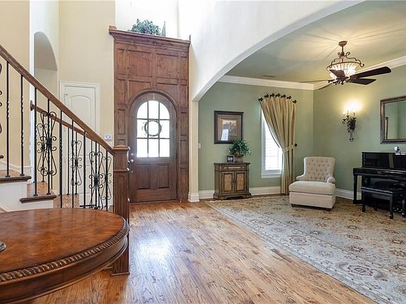 4th image of this home
