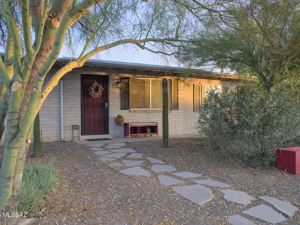 3033 W Shumaker Dr, Tucson, AZ 85741