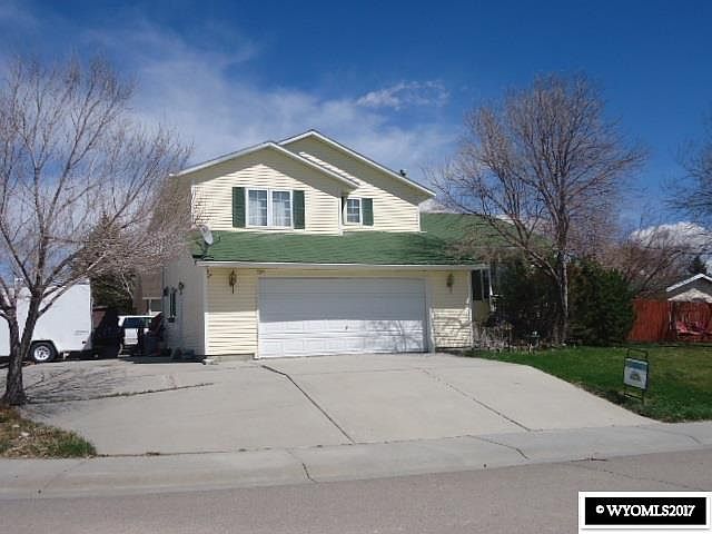 1st image of 3523 Monterey Dr