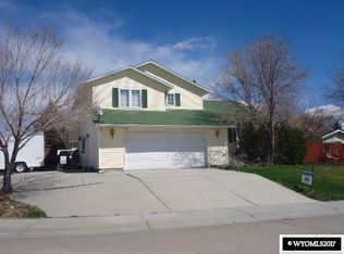 3523 Monterey Dr, Rock Springs, WY 82901
