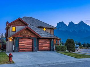 1 SW Eagle Lndg, Canmore, AB T1W 2Y1
