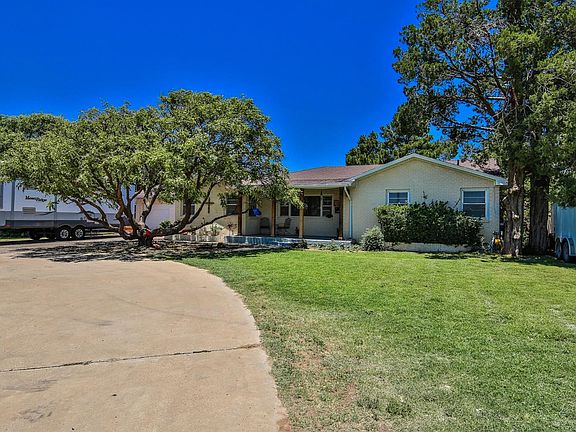 3rd image of 513 Clubview Dr