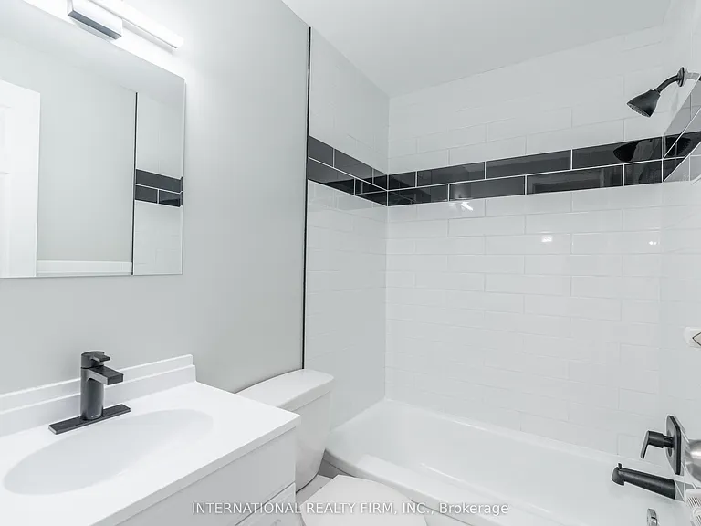 24 Brookside St N #2 — Photo 8