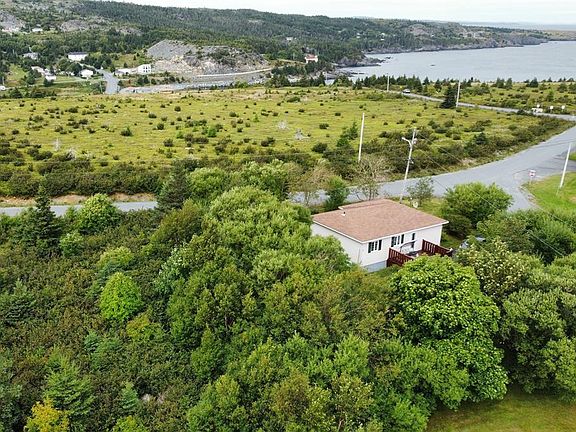 3rd image of 2-8 Hawks Nest Road