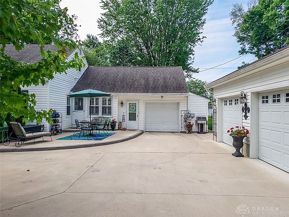 3rd image of 312 Avenue A