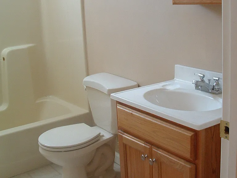 2104 Carey Way — Photo 4