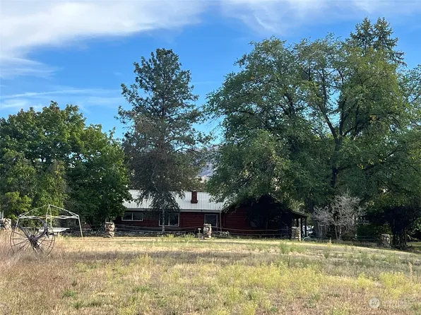 695 Twisp- Carlton Rd, Twisp, WA 98856