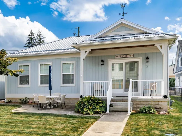 5 Buckeye Ave, Buckeye Lake, OH 43008
