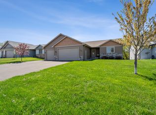 163 Prairie Rd, New Richmond, WI 54017