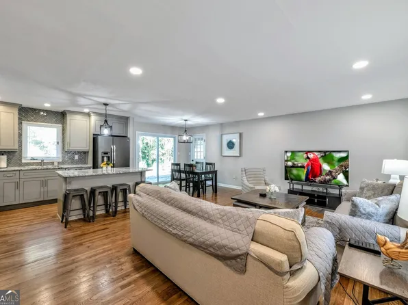 444 Smyrna Powder Springs Rd SW, Marietta, GA 30060