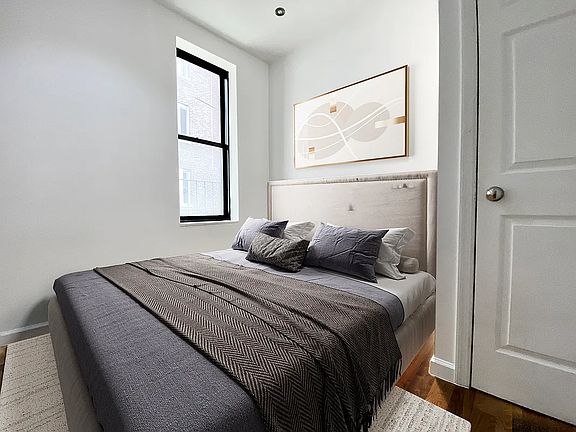 3rd image of 201 W 120th St #2H