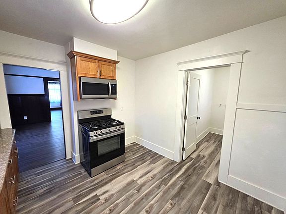 5th image of 241-247 W 8th St #241