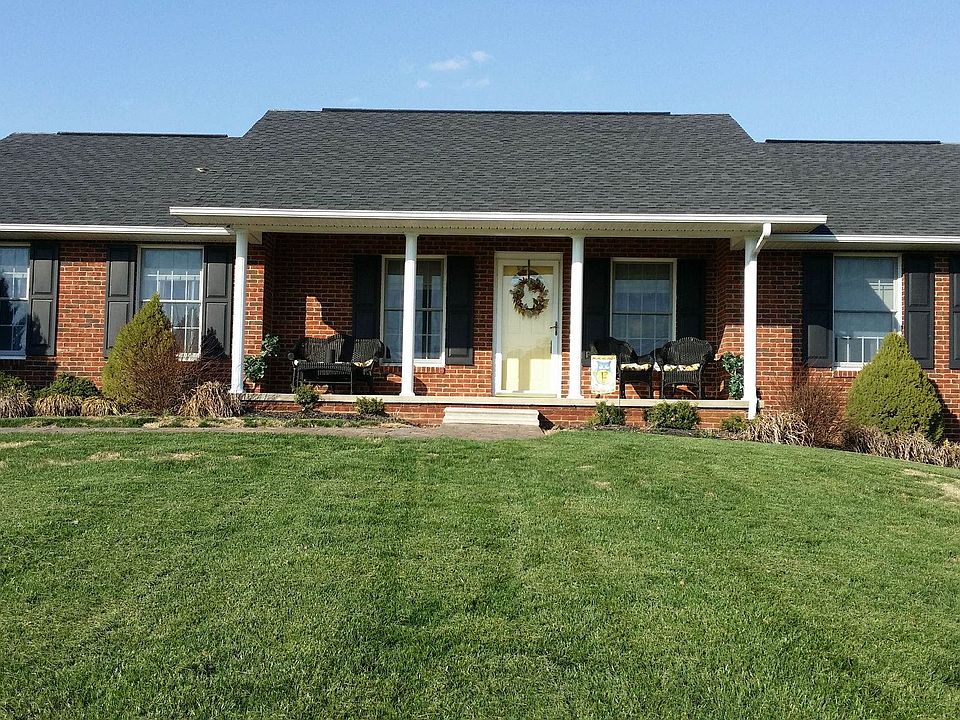Welcome Home to 1680 Graysburg Hills Rd