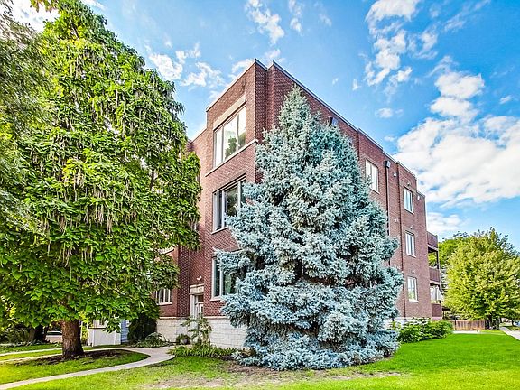 3rd image of 605 Oakton St APT 2W