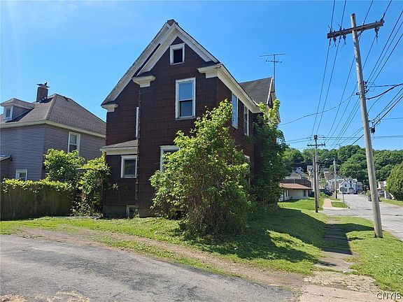 4th image of 189 E Clark St