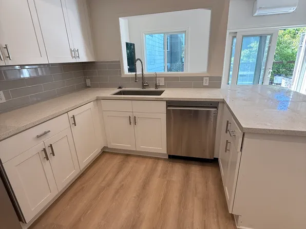 922 Valencia St APT A, San Francisco, CA 94110