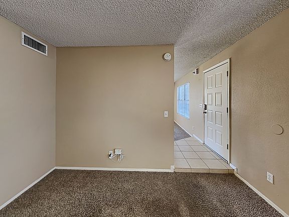 5th image of 912 E Escuda Dr