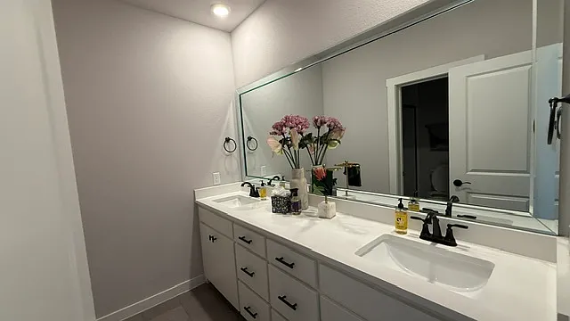 800 Bandera Ct — Photo 5