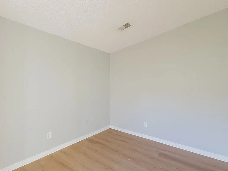 932 S Dearborn Way #18 — Photo 15