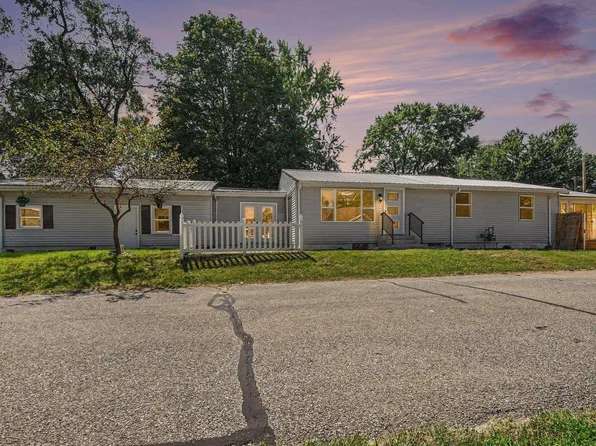 23846 Eastgate Ave, Elkhart, IN 46516