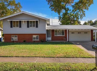 7718 Tesson Ct, Saint Louis, MO 63123
