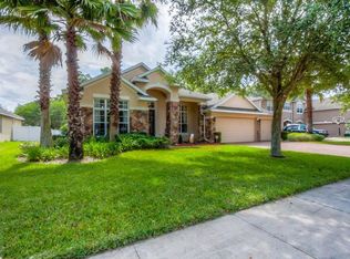 305 E Blue Water Edge Dr, Eustis, FL 32736