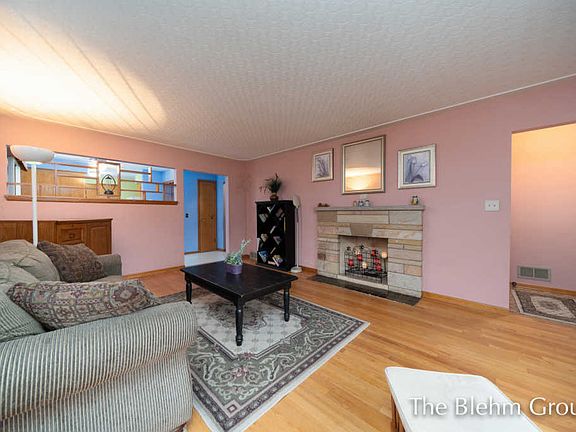 5th image of 1015 5th St NW