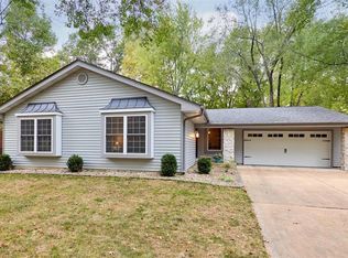 15079 Isleview Dr, Chesterfield, MO