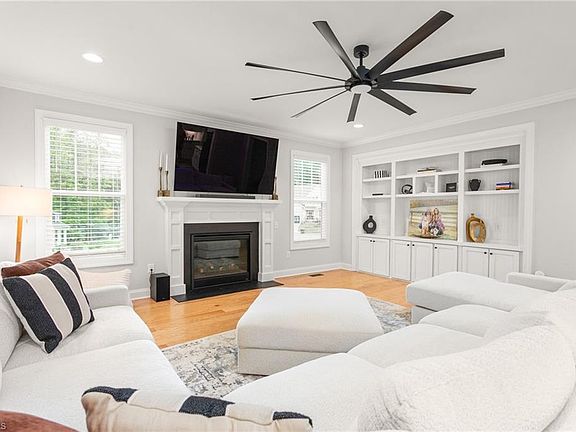 2nd image of 4638 Apple Ridge Ln